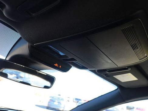 Used 2023 MAZDA MAZDA3 s image 26