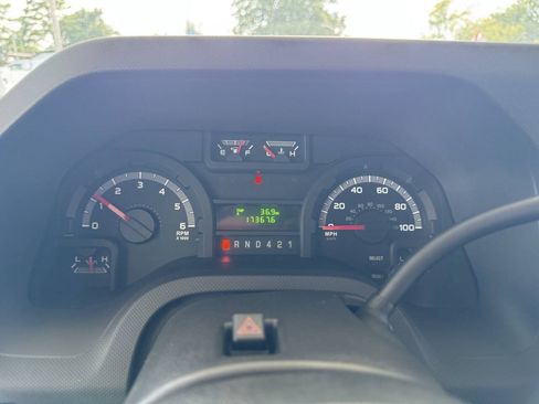 Used 2016 Ford E-450 and Econoline 450 Super Duty w/ Motorhome Prep Package RWD image 24