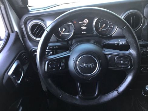 Used 2021 Jeep Wrangler Unlimited Sport AWD/4WD image 17