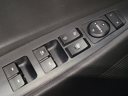 Used 2019 Hyundai Tucson Value FWD image 27