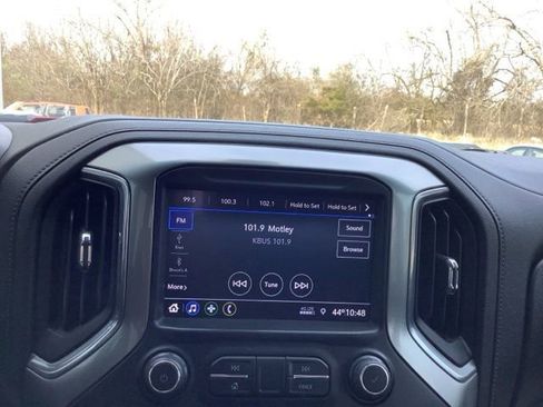 Used 2023 Chevrolet Silverado 2500 LT w/ Convenience Package image 18