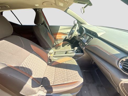 Used 2021 Nissan Kicks SR FWD image 30