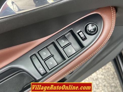Used 2017 Buick Envision Essence AWD/4WD image 12