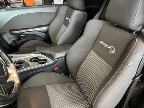 Used 2022 Dodge Challenger SRT Hellcat RWD image 19