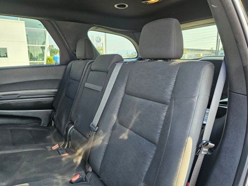 Used 2022 Dodge Durango SXT w/ Blacktop Package AWD/4WD image 19