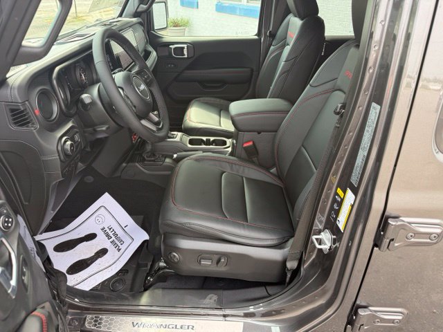 New 2027 Jeep Wrangler Unlimited Rubicon AWD/4WD image 16