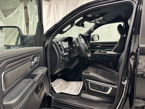 Used 2025 RAM 1500 Laramie image 10