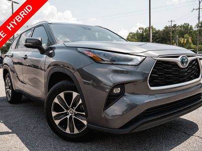 Used 2022 Toyota Highlander XLE