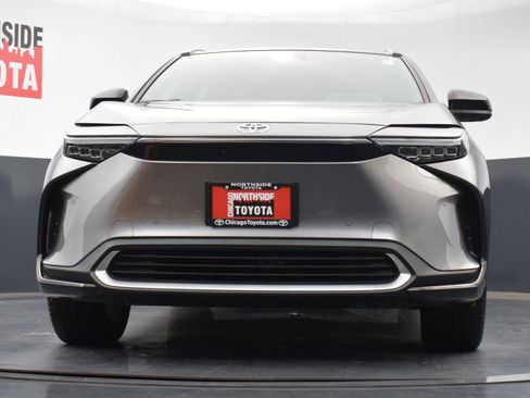 Used 2023 Toyota bZ4X Limited image 38