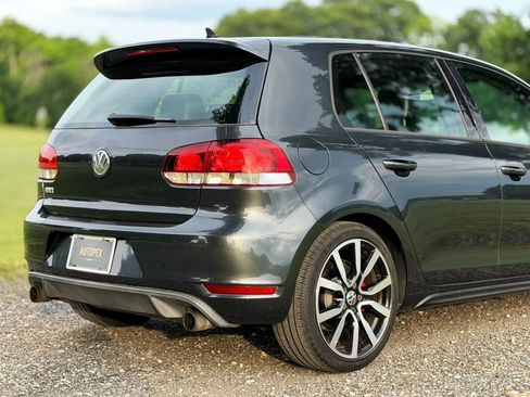 Used 2012 Volkswagen GTI 4-Door FWD image 17