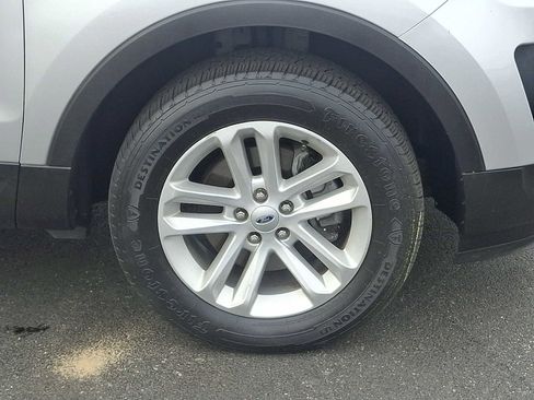 Certified 2017 Ford Explorer 4WD image 8