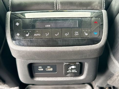 Used 2023 INFINITI QX60 Sensory w/ Cargo Package AWD/4WD image 29