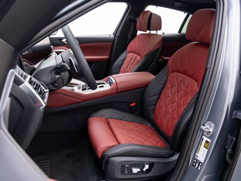 New 2026 BMW X6 M60i image 15