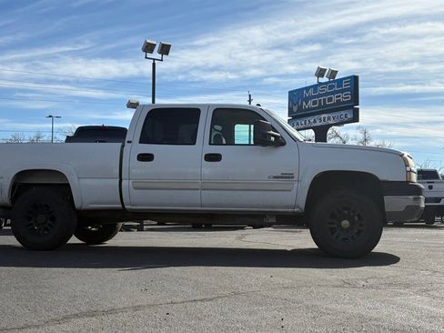 Used 2004 Chevrolet Silverado 2500 LT w/ Skid Plate Package image 7