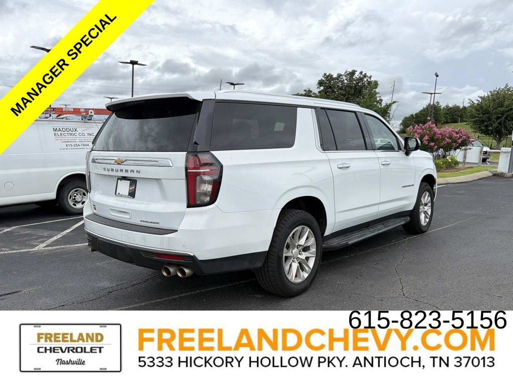 Used 2024 Chevrolet Suburban Premier AWD/4WD image 3