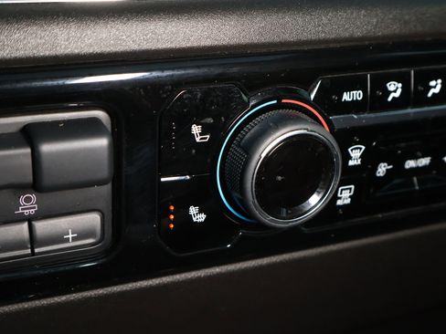 Used 2024 Chevrolet Silverado 2500 LT w/ Z71 Sport Edition image 5