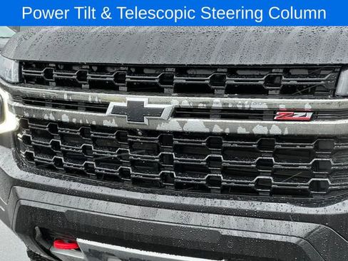 Used 2021 Chevrolet Suburban Z71 w/ Z71 Signature Package image 48