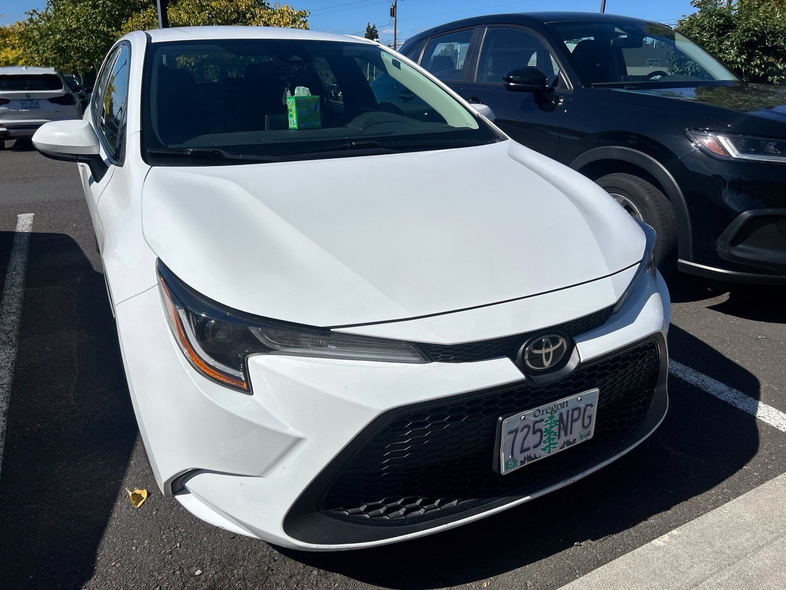 Used 2021 Toyota Corolla LE FWD image 3