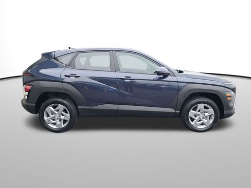New 2026 Hyundai Kona SE image 7
