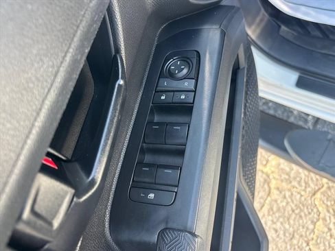 Used 2024 Toyota Tacoma SR w/ SR Upgrade Package AWD/4WD image 24