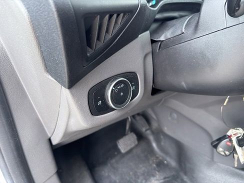Used 2019 Ford Transit Connect XL image 13