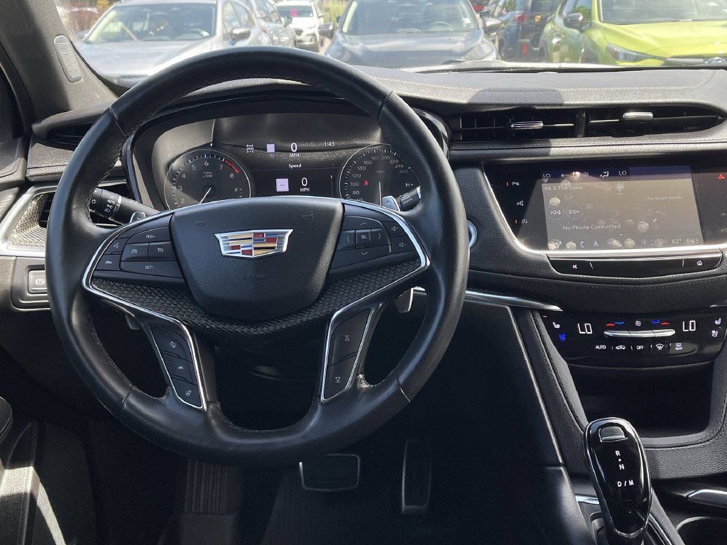 Used 2023 Cadillac XT5 Sportv w/ Technology Package AWD/4WD image 29