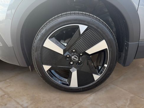 Used 2025 Nissan Kicks SR image 29