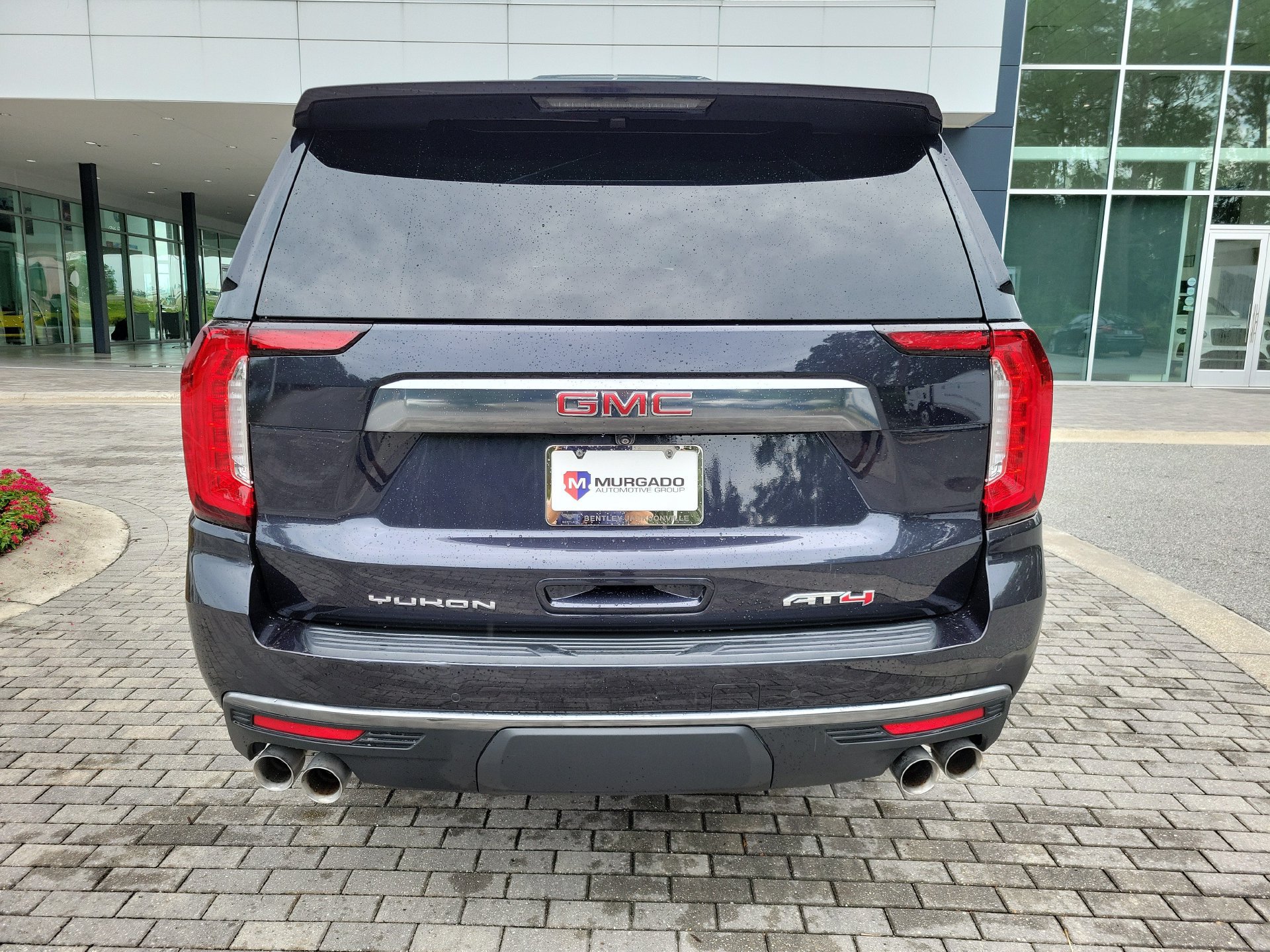 Used 2024 GMC Yukon AT4 AWD/4WD image 11