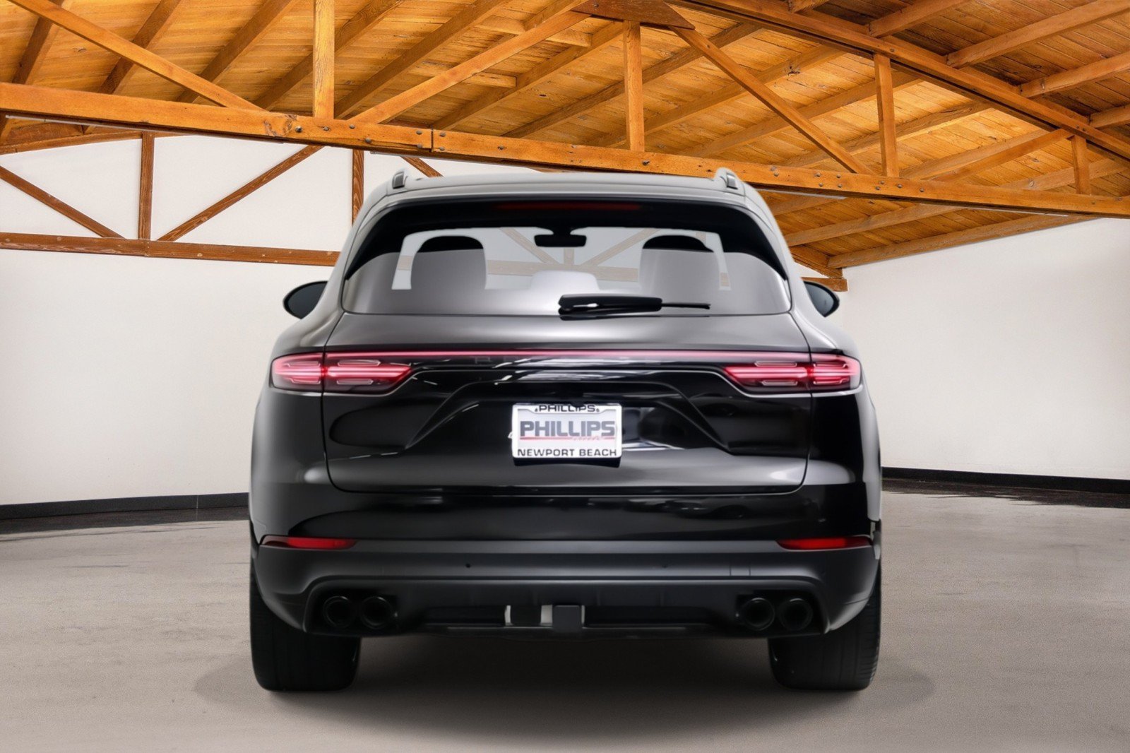 Used 2022 Porsche Cayenne Platinum Edition AWD/4WD image 4