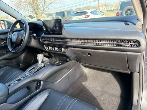 Certified 2023 Honda HR-V EX-L image 16