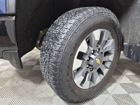 Used 2022 Chevrolet Silverado 2500 Custom w/ Gooseneck/5TH Wheel Package AWD/4WD image 10