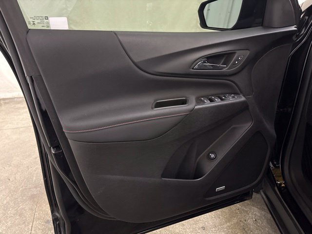 Used 2024 Chevrolet Equinox RS w/ RS Leather Package FWD image 31
