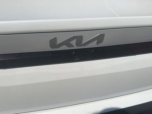 Used 2025 Kia K4 FWD image 10