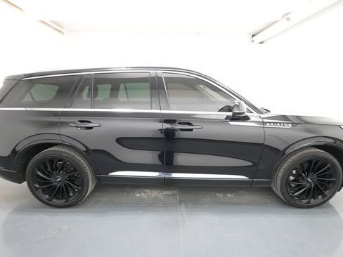 Used 2021 Lincoln Aviator Reserve w/ Equipment Group 210A AWD/4WD image 10