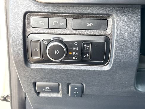 Used 2024 Ford F250 Lariat w/ Chrome Package image 14