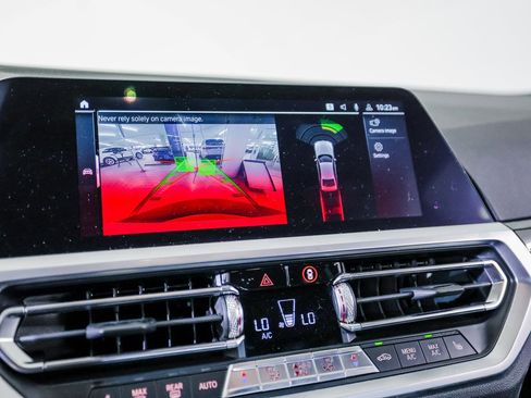 Used 2019 BMW 330i Sedan w/ Convenience Package image 19