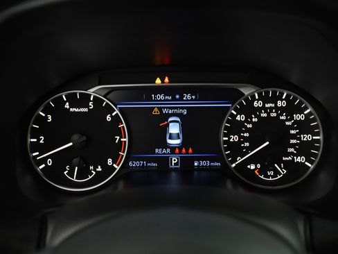 Used 2024 Nissan Altima 2.5 SV image 19