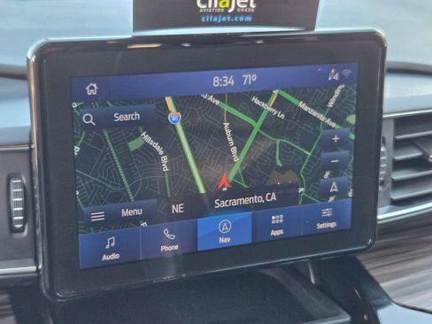 Used 2021 Ford Explorer Limited w/ Equipment Group 301A RWD image 8