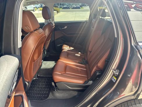 Used 2019 Audi Q7 3.0T Premium Plus w/ Premium Plus Package AWD/4WD image 25
