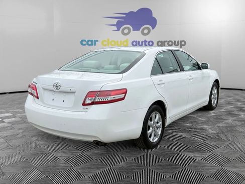 Used 2011 Toyota Camry LE w/ LE Extra-Value Pkg image 5