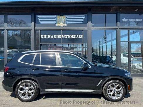 Used 2023 BMW X3 xDrive30i image 2