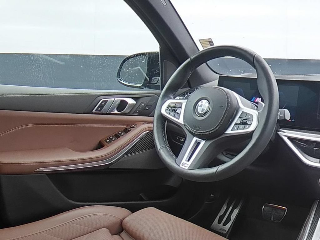 Used 2026 BMW X5 M60i AWD/4WD image 19