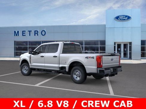 New 2026 Ford F250 XL w/ XL Chrome Package image 5