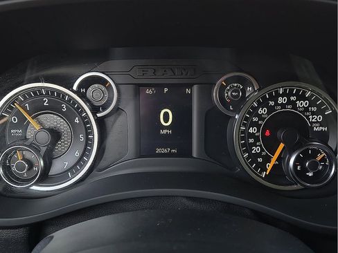 Used 2019 RAM 2500 Tradesman image 18