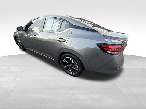 Used 2025 Nissan Sentra SV FWD image 3