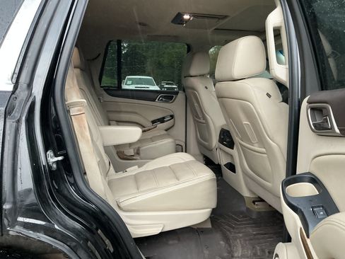 Used 2016 GMC Yukon Denali w/ Open Road Package AWD/4WD image 8