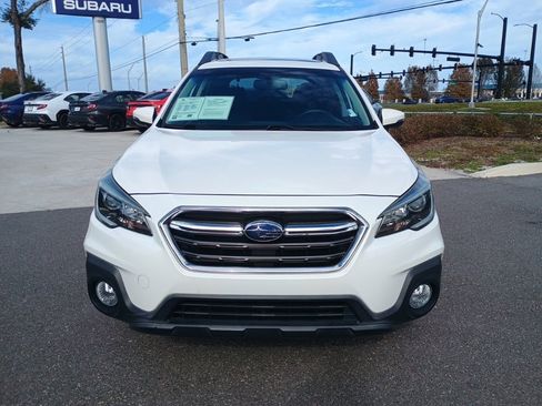 Used 2018 Subaru Outback 2.5i Limited image 2