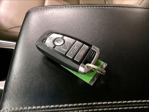 Used 2023 Ford Explorer XLT w/ Equipment Group 202A image 11