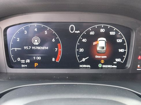 Certified 2025 Acura Integra image 10