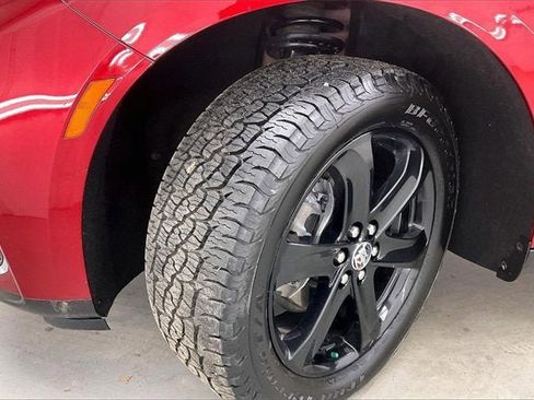 Certified 2023 Buick Enclave Essence w/ Experience Buick Package image 34